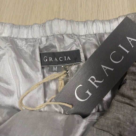 ✴️NWT✴️ Gracia Silver Pleat Dress - Picture 6 of 6